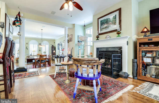 5259 COZY GLEN LANE Gallery 4