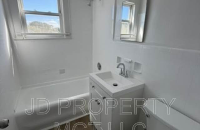 21 VAN COURTLAND PLACE - 2 Gallery 4
