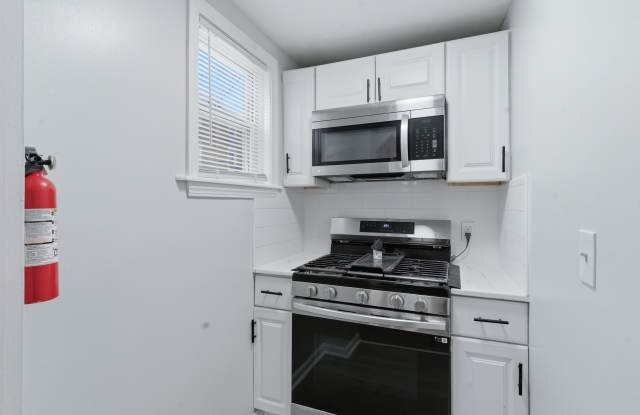 92 Sylvian St photos photos