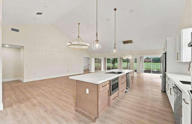 2398 SARATOGA BAY Drive Gallery 3