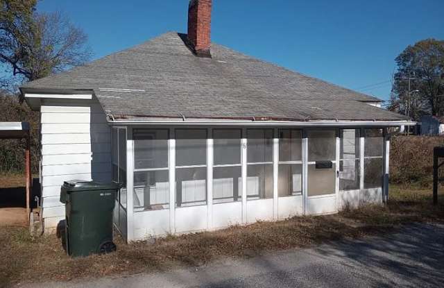 6 Smith Street - 6 Smith Street, Honea Path, SC 29654