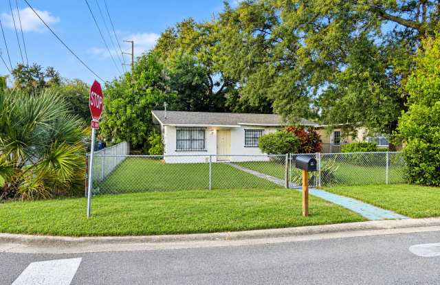 Freshly Updated 4-Bedroom Home for Rent in Tampa, FL Gallery 1