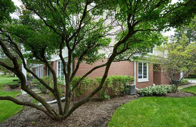 7414 N LINCOLN Avenue Gallery 2