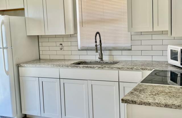 922 Andalusia Boulevard - Gallery 3