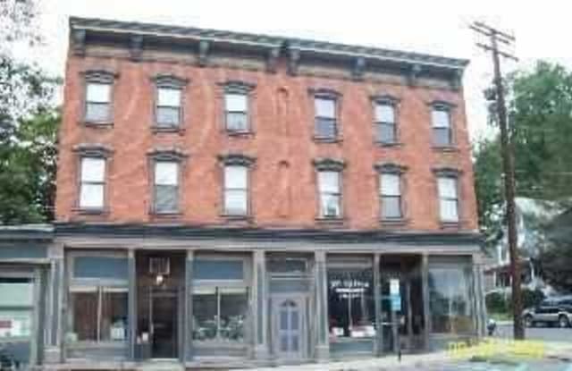 20 E MAIN ST - 20 East Main Street, Beacon, NY 12508