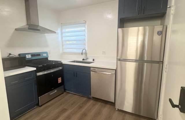 1704-1732 N. Sierra Bonita Ave. photos photos