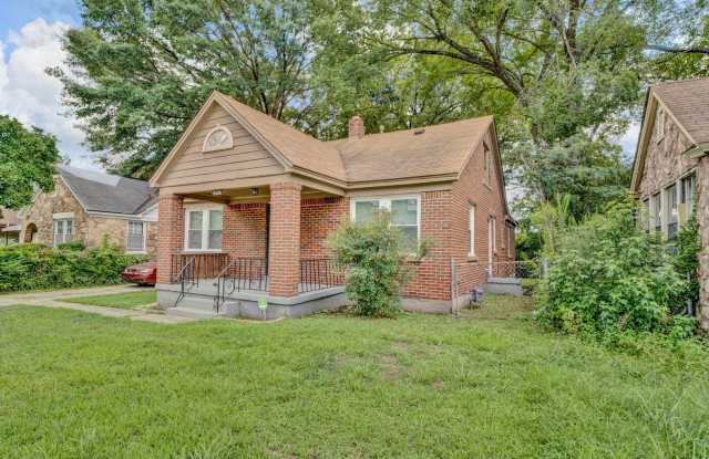 Recently Renovated Brick Home Located Minutes away from Memphis International Airport! photos photos