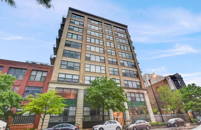 1322 S Wabash Avenue photos photos