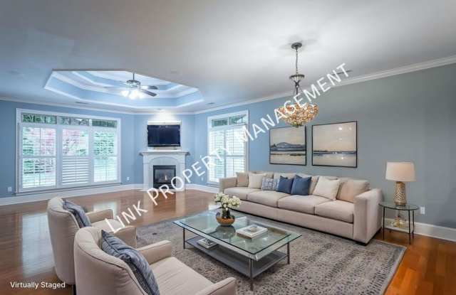 Beautiful large 1800 sf 3/2 for $2000 Townhome in Hixson with a garage and attic storage! photos photos