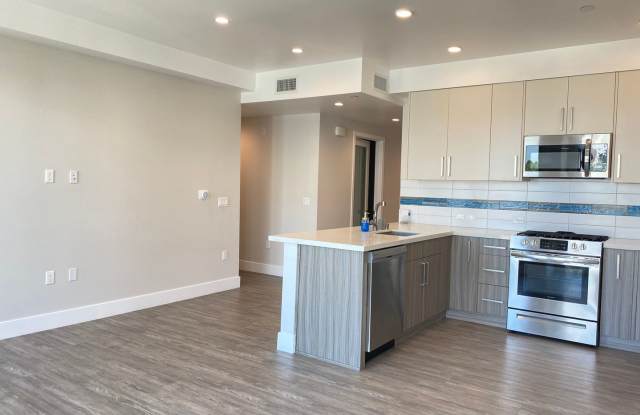 5550 Bonner LLC Gallery 3
