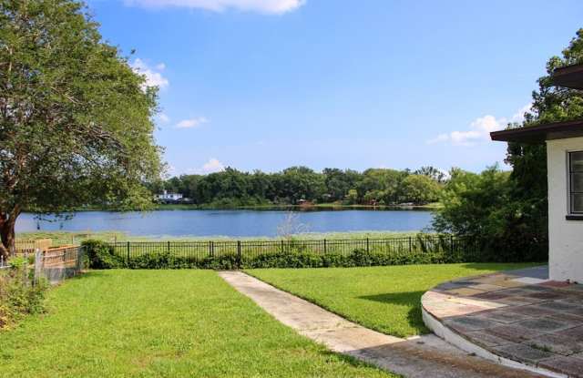 Modern Comfort Awaits at 3012 Justamere Ln — Your Perfect Lakefront Florida Retreat! Gallery 4