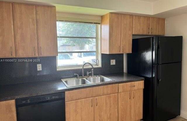 7350 SW 82nd St photos photos