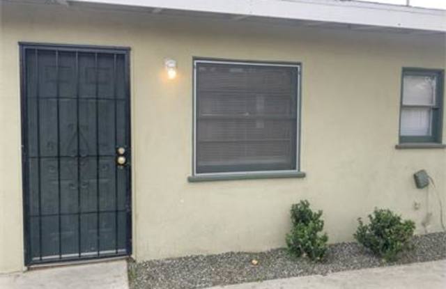 222 N. Alessandro ST #1-4 - 3 Gallery 2