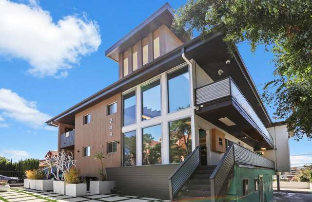 249 S Coronado Street Apartments photos photos