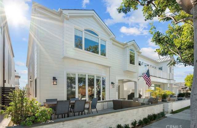 1509 E Ocean Boulevard Gallery 2