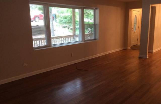 226 Indian Trail Gallery 2