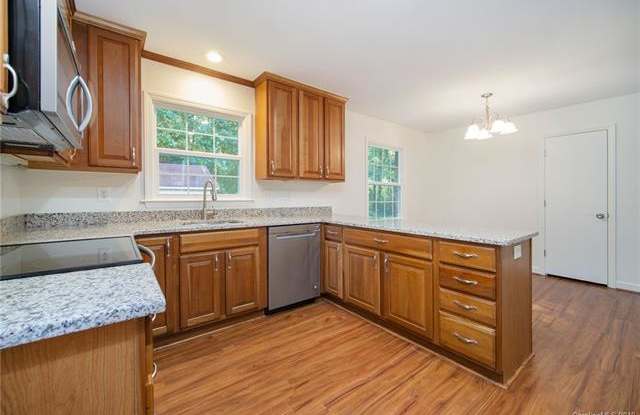 715 Penway Court Gallery 3
