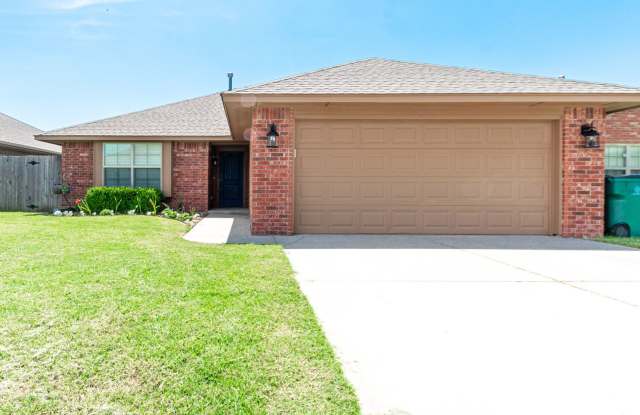 Lakeside Retreat - Newly Remodeled 3-Bedroom Home with Backyard Pond in Serene Oklahoma City Community photos photos