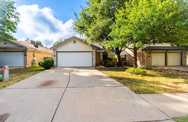 Beautiful 3 bedroom, 2.5 bathroom home in Milwood!!! Gallery 1