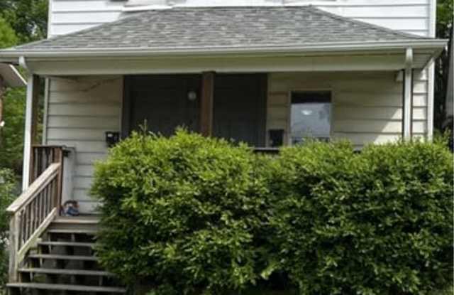 711 West Governor Street - A photos photos