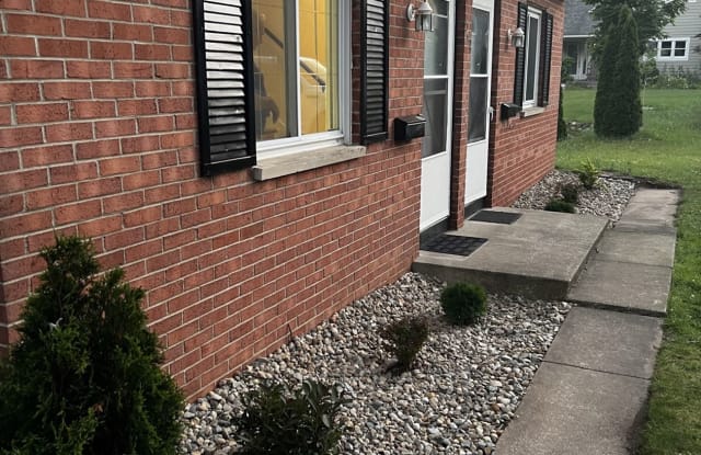 502 Vale Ave - 502 Vale Avenue, Parchment, MI 49004