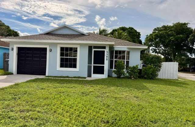 5580 BOYNTON Place Gallery 1