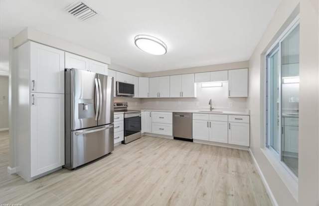 6128 Cocos Dr Gallery 2