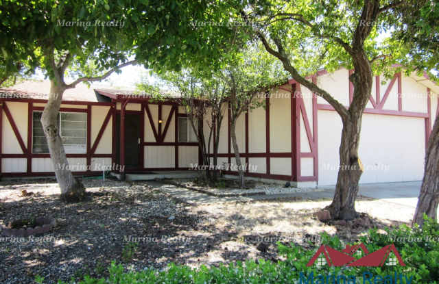 2 bed 2 bath single family home in established neighborhood in City of Suisun photos photos