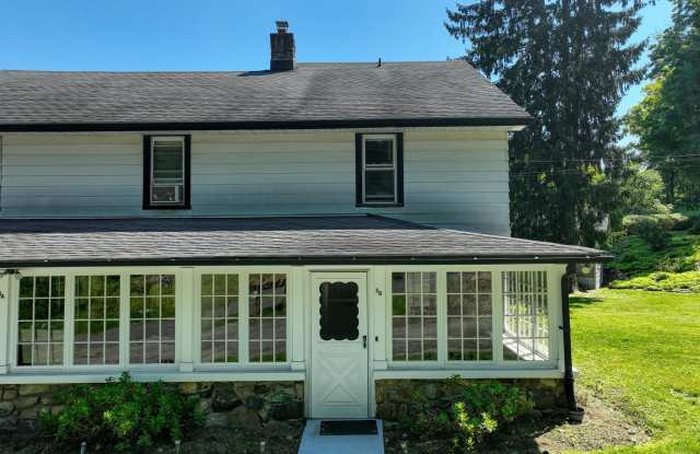 5 Old Mine Road Gallery 1