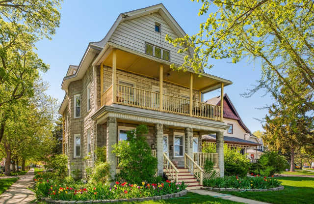 426 N La Grange Road photos photos