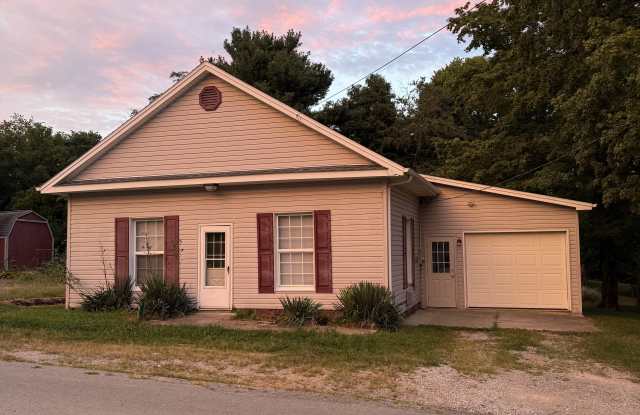 316 Grandview Avenue - 316 Grandview Avenue, Lynchburg, OH 45142
