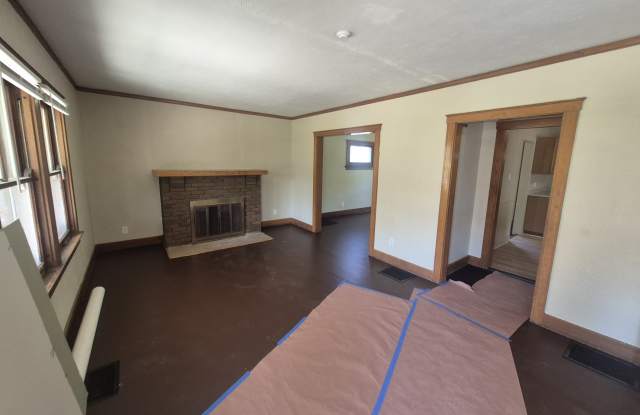 1131 Beaumont Avenue Gallery 2