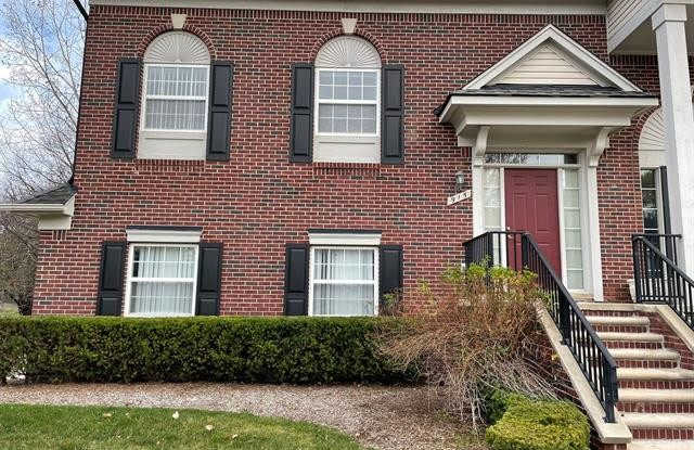 915 SANDALWOOD Drive - 915 Sandalwood Drive, Troy, MI 48085