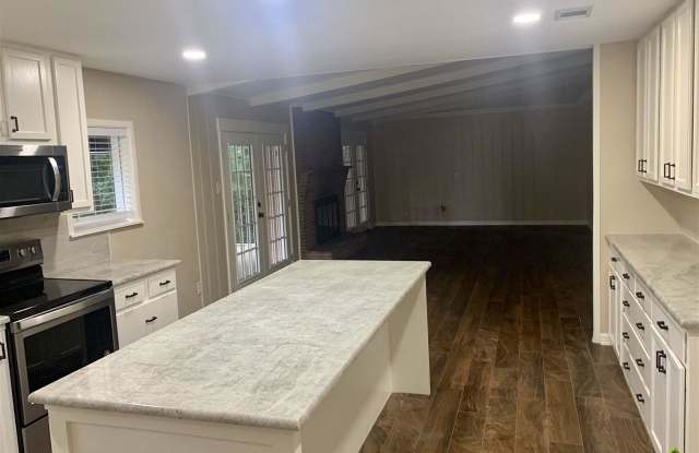 1823 Overbrook Gallery 2