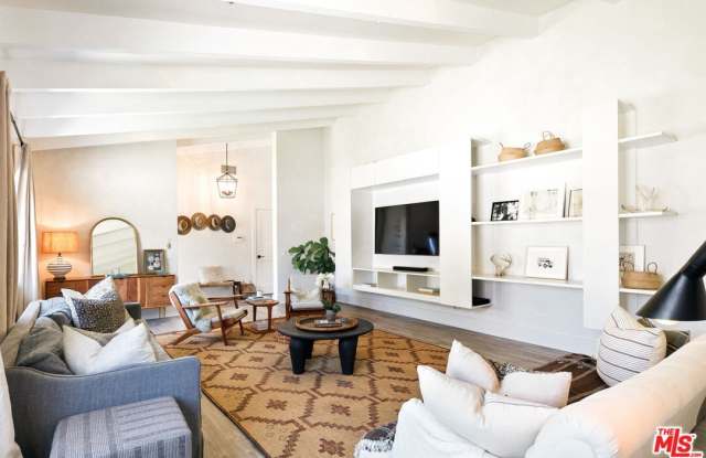 29328 Heathercliff Rd Gallery 2