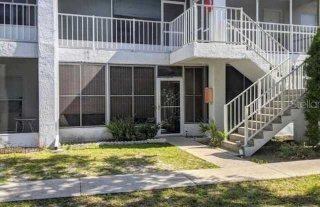 957 SE MAYO DRIVE photos photos