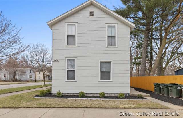 1543 Beidler Street - 3 photos photos