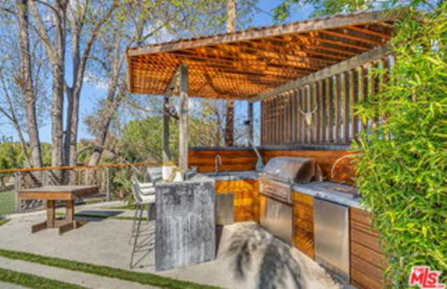 18243 Rancho Street Gallery 2