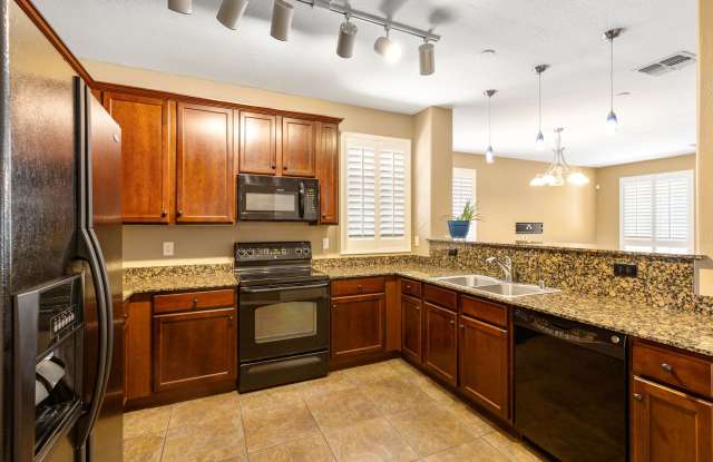 Nice 3 bedroom in Crismon Creek photos photos