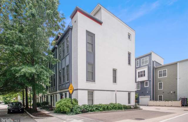 718 SNOWDEN HALLOWELL Way photos photos