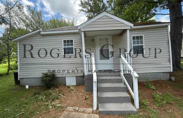 Homes for rent in Louisburg NC - 303 Perry Street - Schedule Showing Online at www.rentnc.net photos photos