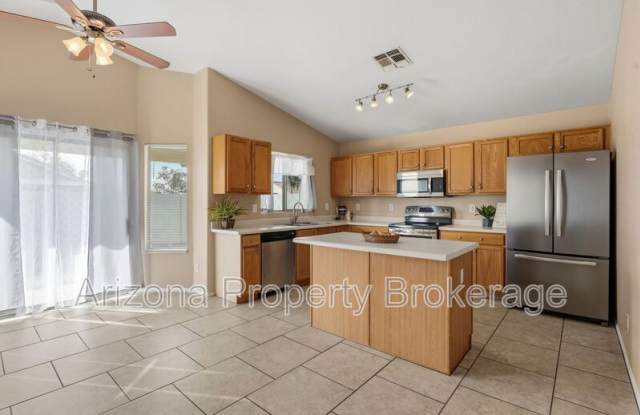 919 E. Monteleone St. photos photos