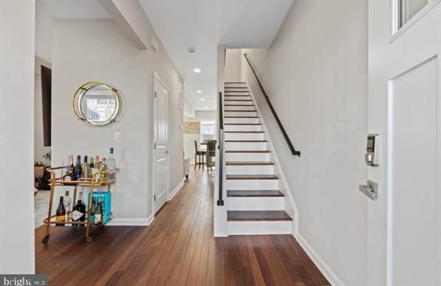 444 KENYON Street NW Gallery 3