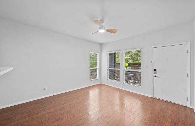 1509 West 39th 1/2 Street Gallery 4