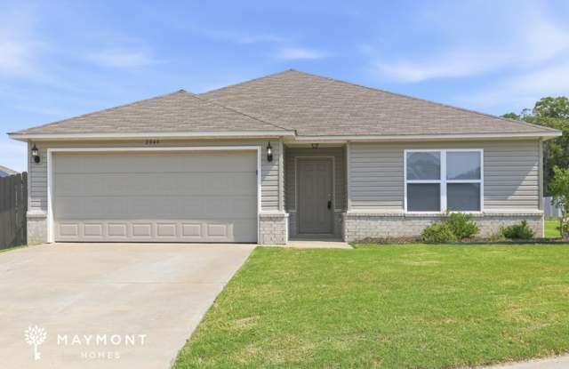 2048 Bentwood Drive photos photos