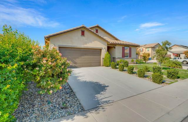 Beautiful 4 Bedroom 2 Bath in Patterson, Corner Lot photos photos