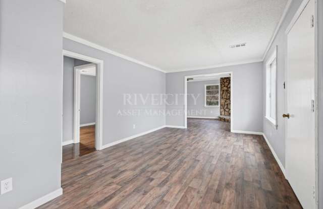 2185 Slocum Avenue Gallery 4