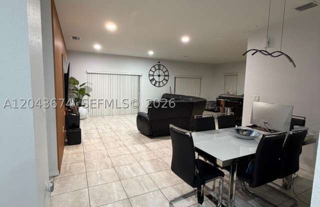 25787 SW 127th Pl Gallery 4