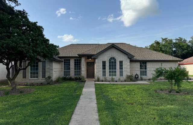 COMING SOON – Beautiful 4 Bedroom Home with a Pool in Mission, TX! photos photos COMING SOON – Beautiful 4 Bedroom Home with a Pool in Mission, TX! photos photos