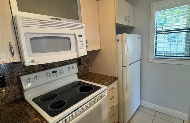 9722 Hammocks Blvd photos photos